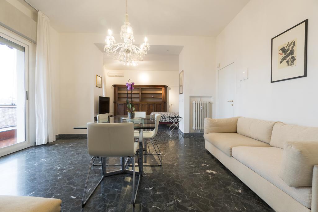 Residence Railway By Studio Vita Bologna Exteriör bild
