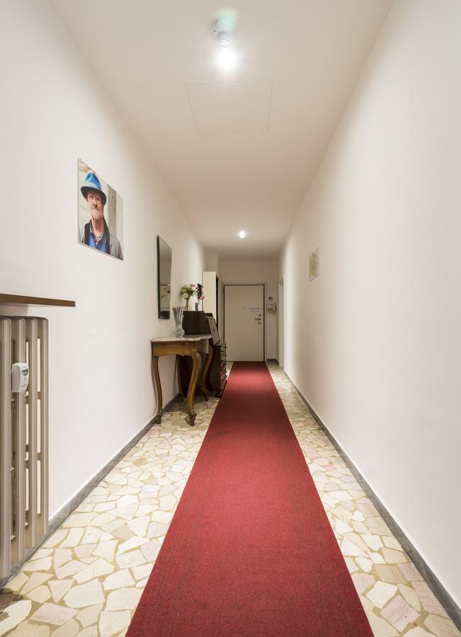 Residence Railway By Studio Vita Bologna Exteriör bild